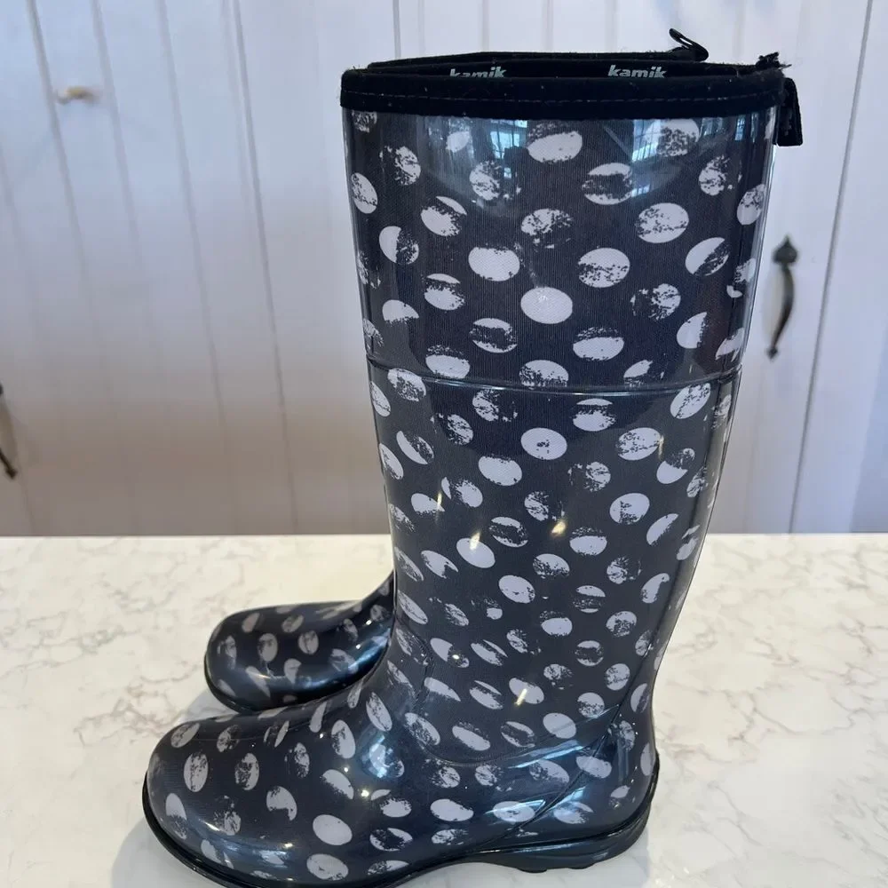 Kamik Women's Black and White Patterned Rain Boots, 7